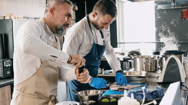 ΑΚΜΙ GASTRONOMY FESTIVAL 2026: Ένα διήμερο φεστιβάλ «οδοιπορικό» στη σύγχρονη δημιουργική κουζίνα, με την υπογραφή της κορυφαίας Σχολής Γαστρονομίας στην Ελλάδα