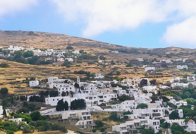 Ένα διαφορετικό οδοιπορικό στην Τήνο, Μελαχροινή Μαρτίδου