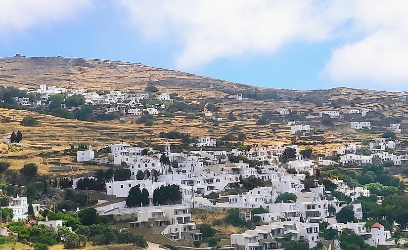 Ένα διαφορετικό οδοιπορικό στην Τήνο, Μελαχροινή Μαρτίδου