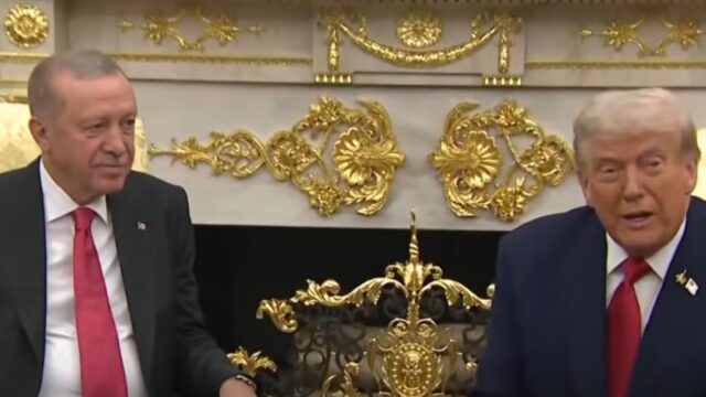 Η τουρκική μανία καταδίωξης, Κώστας Κόλμερ