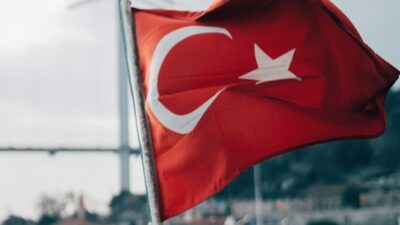 ΟΟΣΑ: Μείωση της πρόβλεψης ανάπτυξης για την Τουρκία