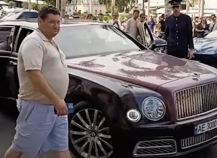 Ποιος είναι ο Ουκρανός ολιγάρχης που χαροπαλεύει μετά από έκρηξη βόμβας στο Μονακό