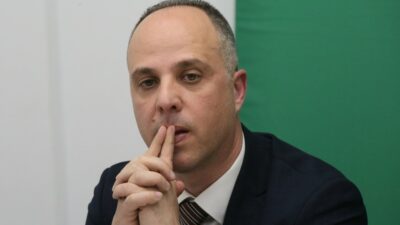 Predator: Νέες αποκαλύψεις εκθέτουν το Μαξίμου – Κλήτευση Δημητριάδη-Ντίλιαν ζητά η αντιπολίτευση
