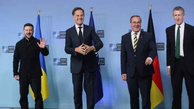 Ποιοι Ευρωπαίοι οπλίζουν το Κίεβο με πυραύλους μεγάλου βεληνεκούς – Αποκλιμάκωση-κλιμάκωση... Όλγα Μαύρου