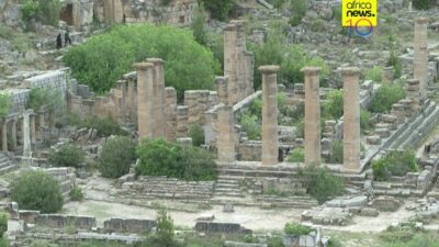 Λιβύη: Αρχαιοελληνικό θέατρο και ιππόδρομος ανακαλύφθηκαν μπροστά στο κύμα