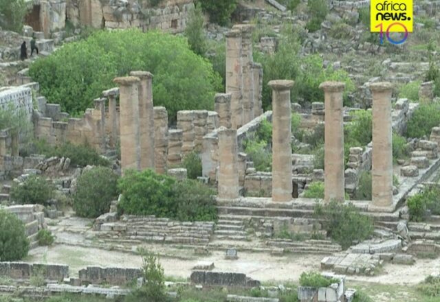 Λιβύη: Αρχαιοελληνικό θέατρο και ιππόδρομος ανακαλύφθηκαν μπροστά στο κύμα