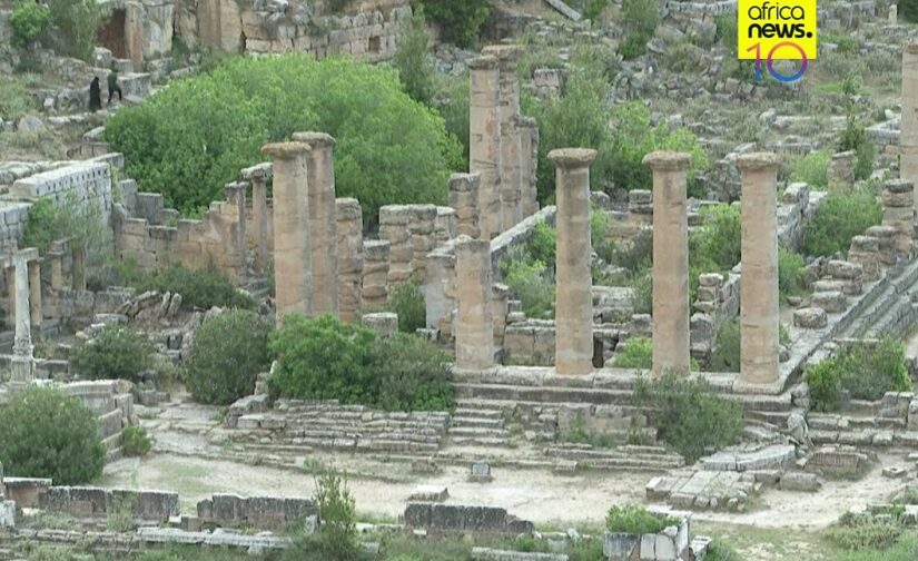 Λιβύη: Αρχαιοελληνικό θέατρο και ιππόδρομος ανακαλύφθηκαν μπροστά στο κύμα