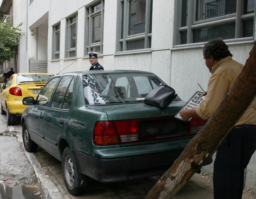 Γιατί οι κοινωνίες συνηθίζουν την παρακμή, Δημήτρης Τζιώτης