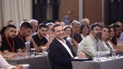Θέλει ο Τσίπρας να κρυφτεί, αλλά οι Μπίστης-Σιακαντάρης δεν τον αφήνουν... Θανάσης Κ.