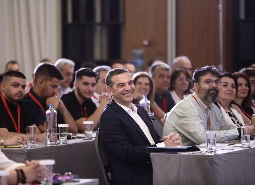Θέλει ο Τσίπρας να κρυφτεί, αλλά οι Μπίστης-Σιακαντάρης δεν τον αφήνουν... Θανάσης Κ.