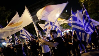 Κάποιος πρέπει να πει στην Ολγκίν ότι ο κύκλος δεν τετραγωνίζεται, Κώστας Βενιζέλος