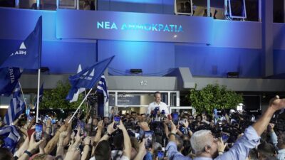 ΝΔ και ΠΑΣΟΚ χρωστάνε της Μιχαλούς αλλά τα κόκκινα δάνεια των πολιτών... Γιώργος Τσιτσιλιάνος