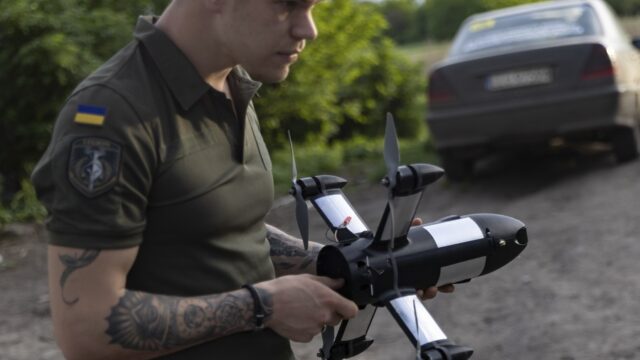 Τρόποι κατάρριψης εχθρικών drones – Μαθήματα από τον πόλεμο στην Ουκρανία