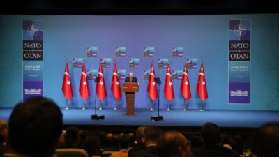Οι αφανείς "ήρωες" της Συνόδου του ΝΑΤΟ και η αλλαγή στην εικόνα του Ερντογάν, Βάνα Στέλλου