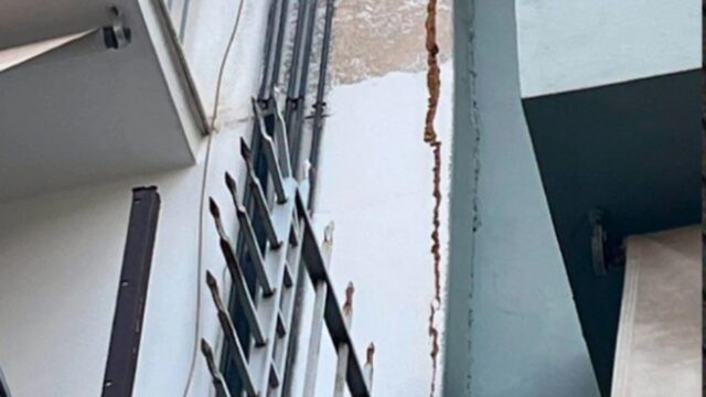 Εισαγγελική παρέμβαση για τις ρωγμές σε κτίρια της Κυψέλης από τα έργα του Μετρό