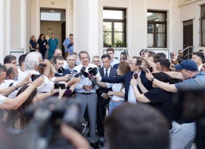 Πέθανε η μητέρα της Νέστορα που νοσηλεύονταν μετά την εμπρηστική επίθεση – Καταδίκη από τα κόμματα