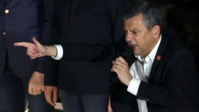 32.000 πολίτες δώρισαν 114 εκατ. λίρες στο Νέο Κόμμα - Ο απολογισμός της πρώτης μέρας