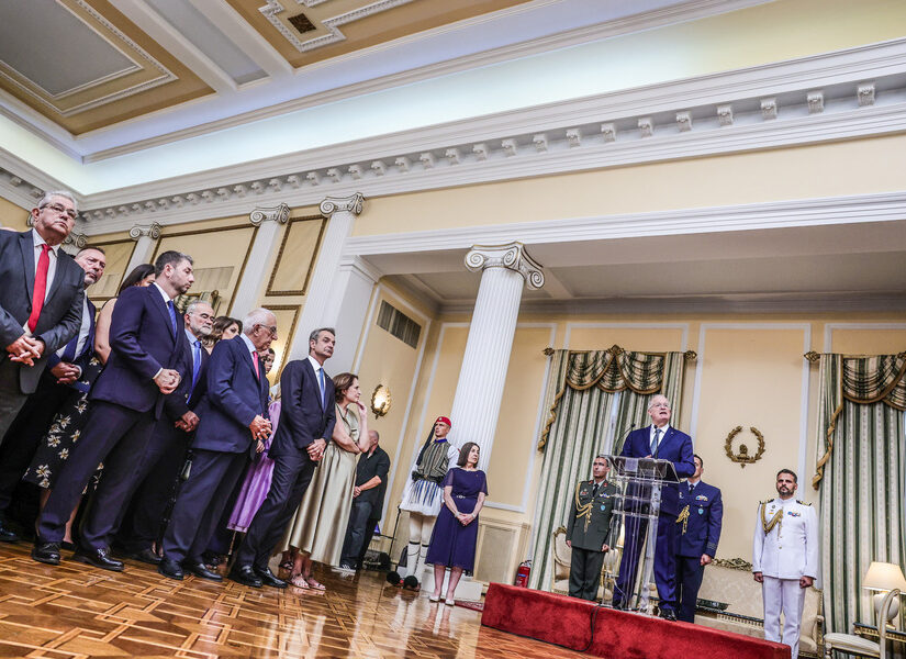 Γιατί η γιορτή τους δεν είναι και δική μας... Μάνος Στεφανίδης