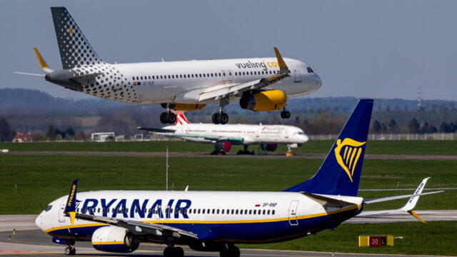 Ryanair: Λακωνική η ανακοίνωσή της για το παράθυρο που αποκολλήθηκε εν πτήσει!