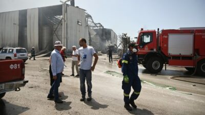 Στον Εισαγγελέα οι συλληφθέντες για την έκρηξη σε εργοστάσιο στα Εξαμίλια Κορινθίας