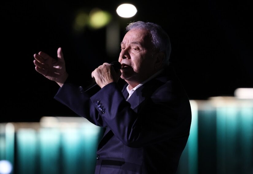 Πώς ο υιός Χατζιδάκι φόνευσε τον "Γιάννη το φονιά", Όλγα Μαύρου