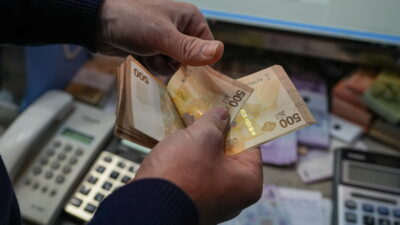 Εξωδικαστικός και για χρέη της τάξης των 5.000 ευρώ