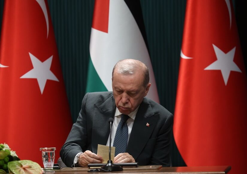 25 χρόνια AKP – Το κόμμα που άλλαξε την Τουρκία, Βάνα Στέλλου