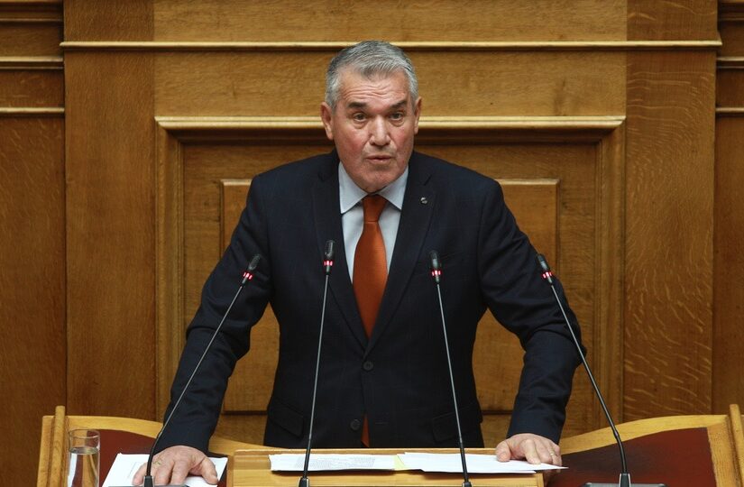 Ο Κυριάκος, η Ζωή και ο οίστρος... Δημοσθένης Μιχόπουλος