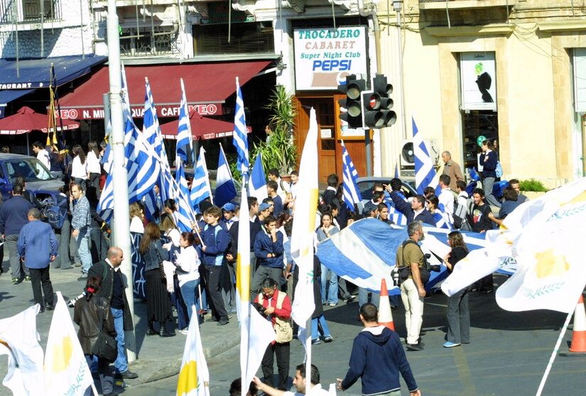 Η επικίνδυνη εξίσωση θύτη και θύματος... Κώστας Βενιζέλος