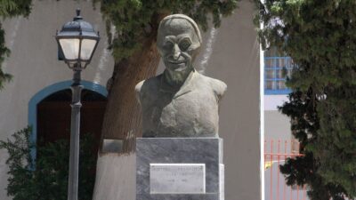 Η Κυρά της Ρω και οι "ενοχλημένοι" γείτονες