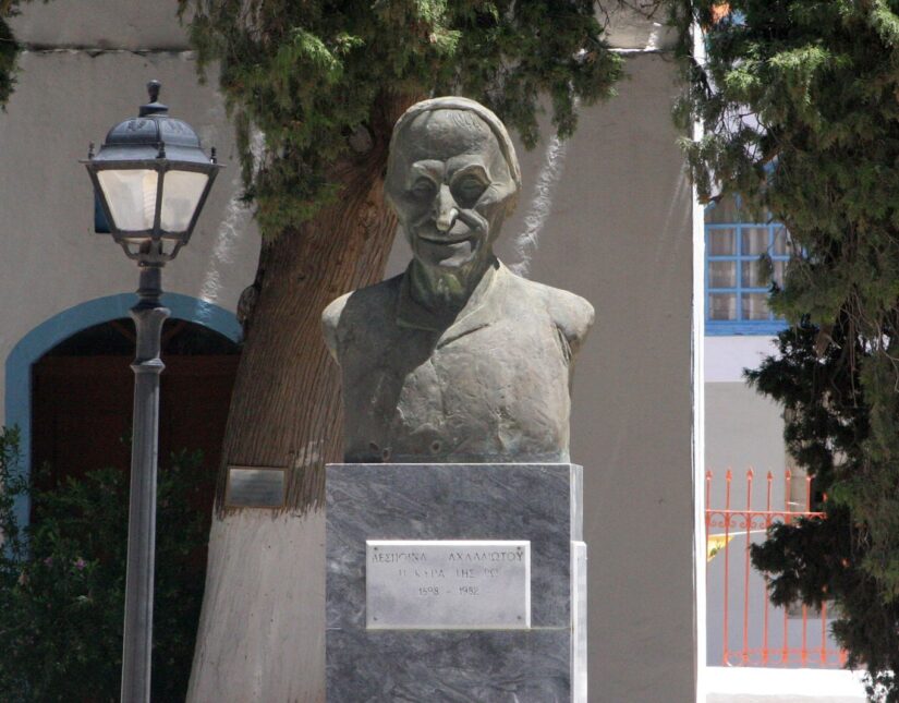 Η Κυρά της Ρω και οι "ενοχλημένοι" γείτονες