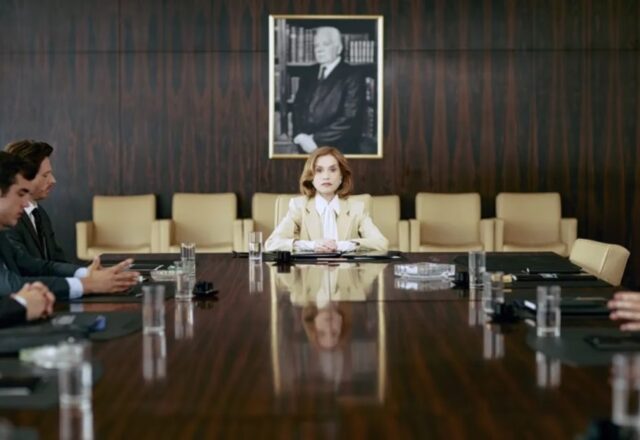 "Η Πιο Πλούσια Γυναίκα στον Κόσμο": Μια ταινία για τους μεγαλοαστούς με μεσοαστικές βλέψεις, Κώνσταντίνος Μπούρας