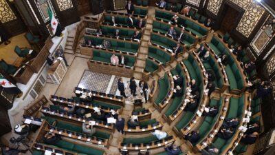 Ιράν: Εχθροί όσοι εφαρμόσουν τις αμερικανικές κυρώσεις – Η Συρία προσδοκά σε συνομιλίες με το Ισραήλ
