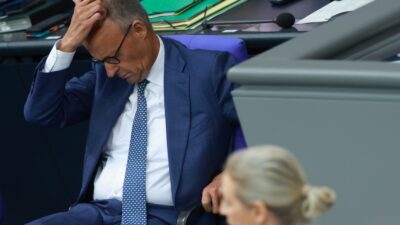 Πώς οι ελίτ μεταθέτουν την ευθύνη τους για την παράνομη μετανάστευση