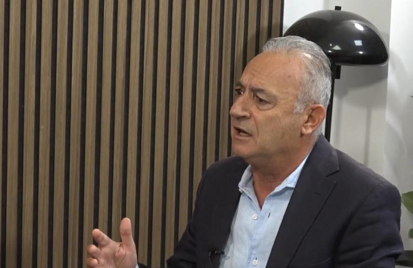 Ο Νεοφύτου σε ρόλο μπουρλοτιέρη – Οι τρεις επιλογές του ΔΗΣΥ, Κώστας Βενιζέλος