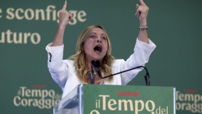Η Μελόνι πιέζεται και θυμήθηκε την αντιμεταναστευτική ατζέντα, Γιώργος Λυκοκάπης