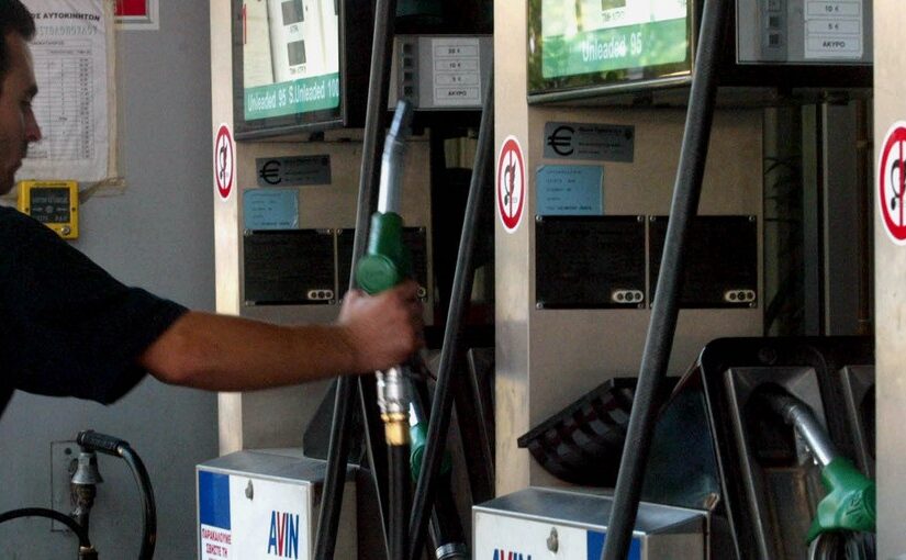 Πόσο πρέπει να μειωθεί ο φόρος στη βενζίνη για να μην πέσουν τα δημόσια έσοδα, Γεώργιος Τσιτσιλιάνος