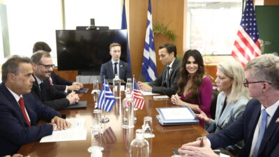 Πολιτική αναταραχή στη Ρουμανία για τις δηλώσεις της Κίμπερλι, Όλγα Μαύρου