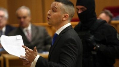 Η απάντηση στην Άκρα Δεξιά