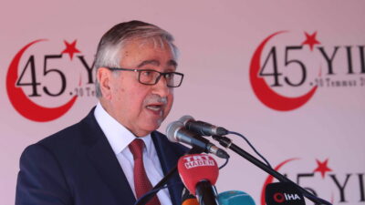 O Ακιντζί, η ΕΕ και το ναυάγιο στη θάλασσα της Κερύνειας, Κώστας Βενιζέλος