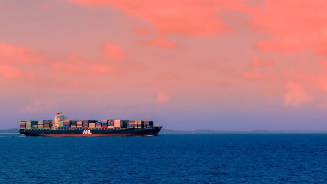 Οι Σομαλοί πειρατές "επέστρεψαν": Όμηροι 70 ναυτικοί σε πέντε πλοία! Σταύρος Μαλαγκονιάρης