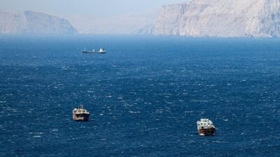 Αναβάλλεται η συνάντηση του Ιράν με τις χώρες του Κόλπου στο Ομάν για το μέλλον του Ορμούζ