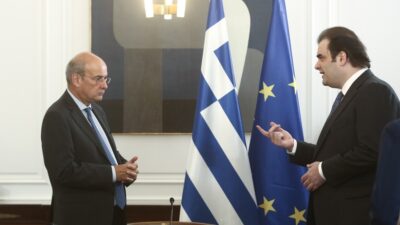 Η ανατομία της δημοσιονομικής υφαρπαγής, Σπύρος Στάλιας