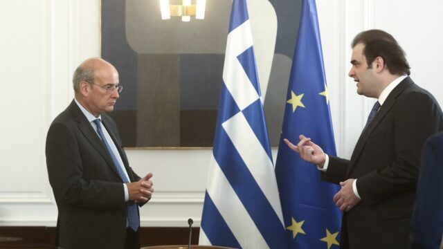 Η ανατομία της δημοσιονομικής υφαρπαγής, Σπύρος Στάλιας