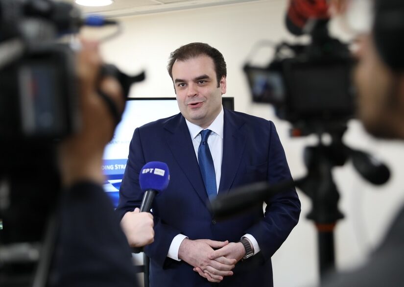 Διόρθωση μιας λανθασμένης κριτικής για την αποπληρωμή του χρέους (swaps), Κώστας Μελάς