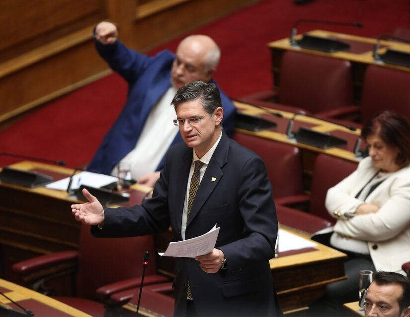 Ο Διονύσης Καλαματιανός παραιτήθηκε από βουλευτής – Εντάσσεται στην ΕΛΑΣ