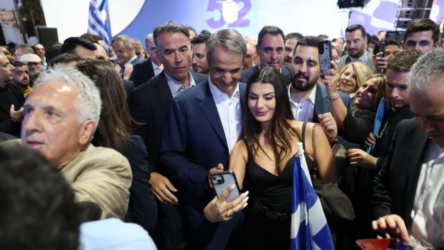 ΝΔ: Γενέθλια με εσωκομματικά καρφιά! Γιώργος Λυκοκάπης