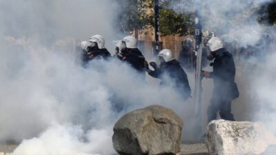Επεισόδια στα Τίρανα (videos) – "Δεν θέλουμε ούτε τον Μπερίσα" – Ένταση και στην Γαλλία