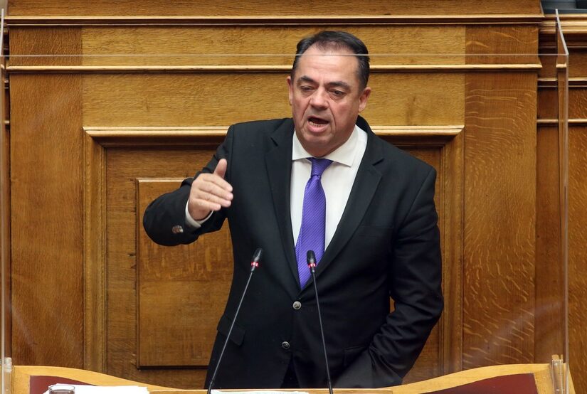Η ΕΛΑΣ ζητά την διαγραφή στελέχους του ΠΑΣΟΚ (video) – «Πήγε να με χτυπήσει»