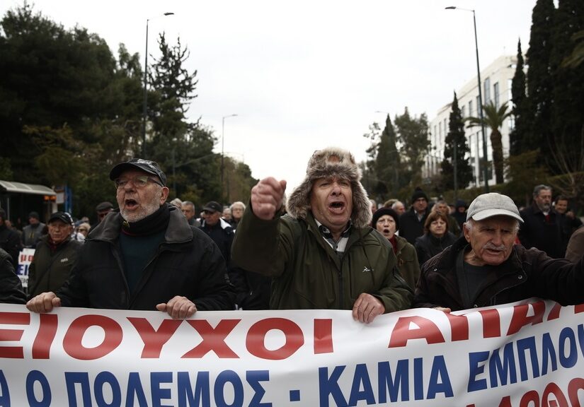 Άδωρο... το δώρο για τους συνταξιούχους! Κώστας Κόλμερ